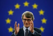 Глава Европарламента призвал ужесточить санкции против российских чиновников