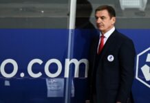 Критика нападающих, упрёки Брагину и похвала Бобровскому: как восприняли вылет сборной России с ЧМ по хоккею