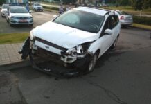 В Минске мужчина на машине штурмовал посольство России