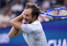 «Хотелось выплеснуть злость»: Медведев со скандалом проиграл на старте US Open, но завершать карьеру не собирается