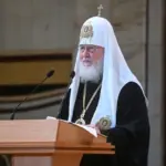 Патриарх Кирилл: за фронтовыми священниками должен быть закреплён статус