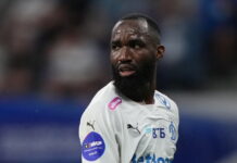 «Отношения оказались ошибкой»: критиковавшая Карпина девушка-блогер разошлась с футболистом «Динамо» Нгамалё из-за измен