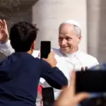 Папа римский Лев XIV запретил католикам многоженство